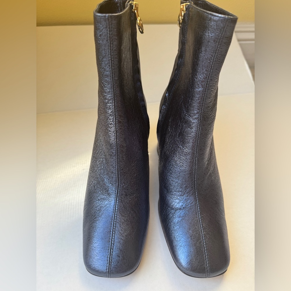 Brand new, beautiful blue metallic boots